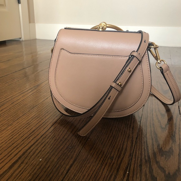 Women crossbody bag with copper ring nude color - Picture 4 of 4